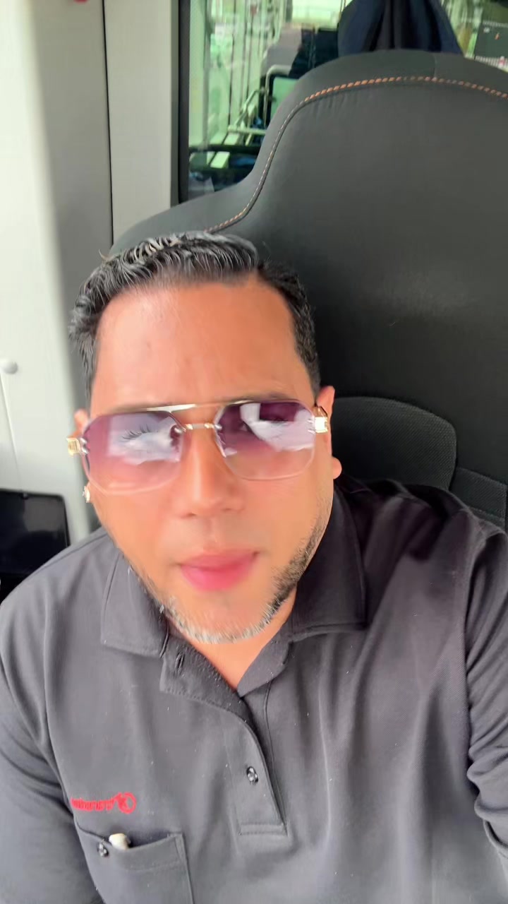 @Elbebe 🇩🇴🇩🇪