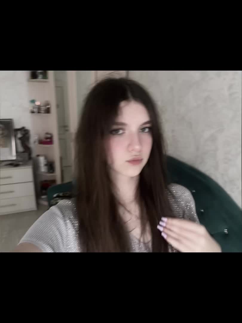 @skarlletq