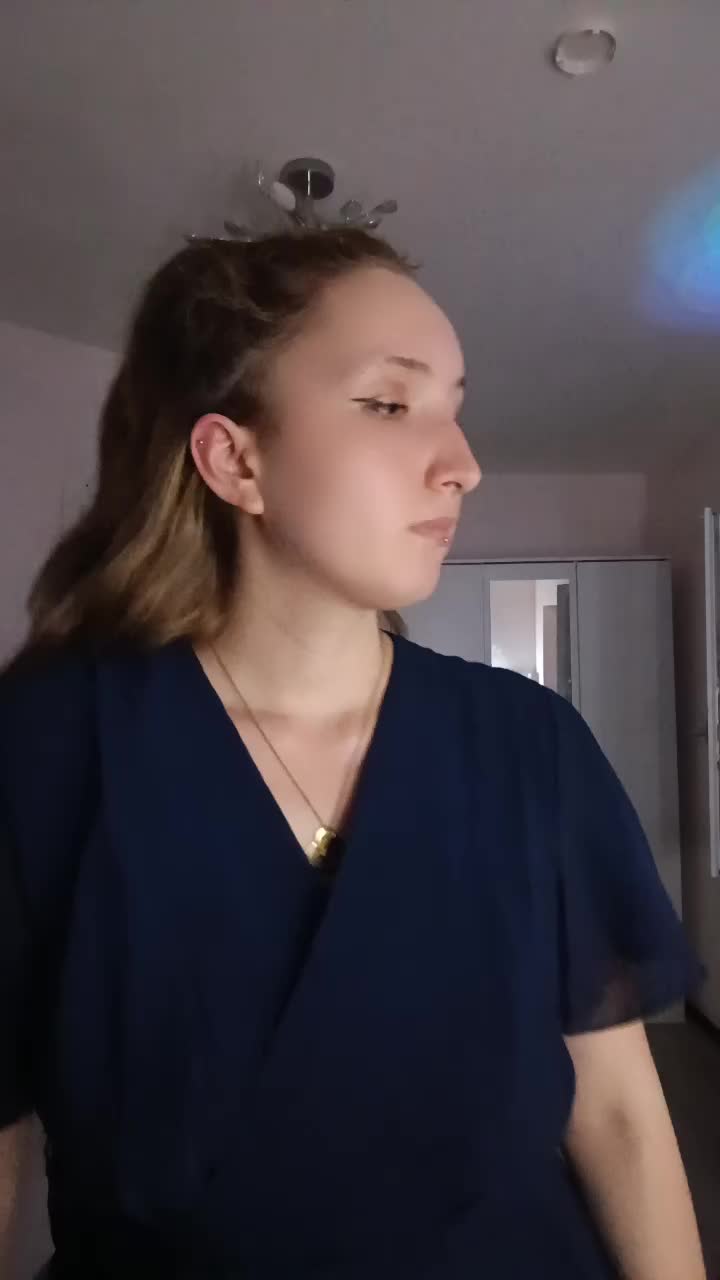 @Leonie