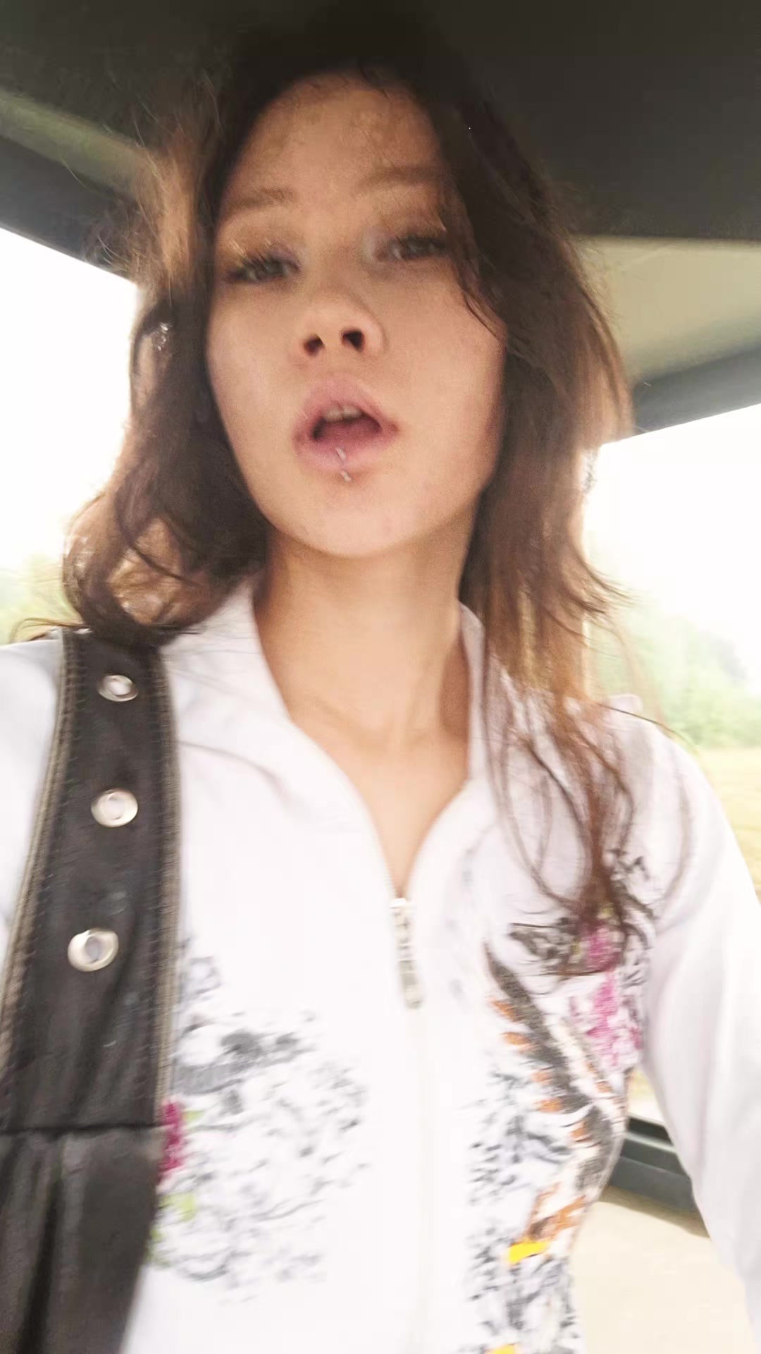 @sunnnyhole