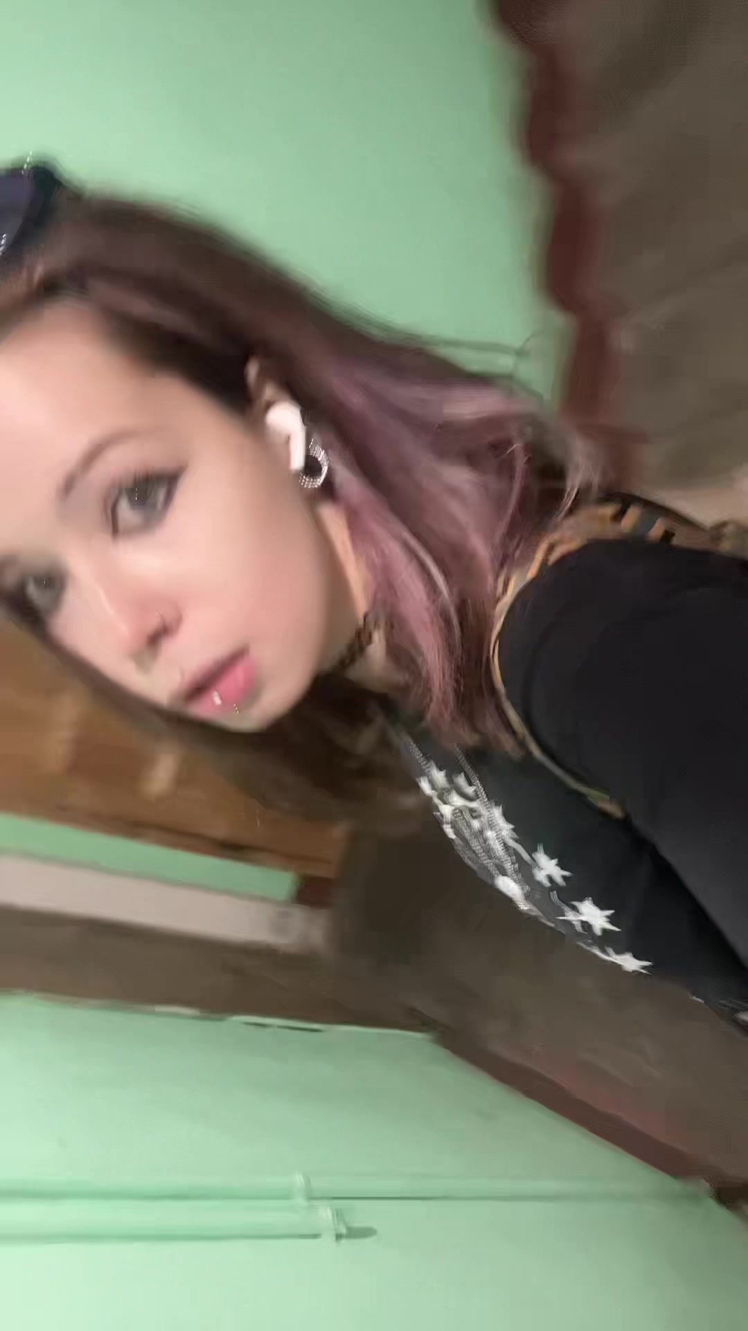 @xeuqシ