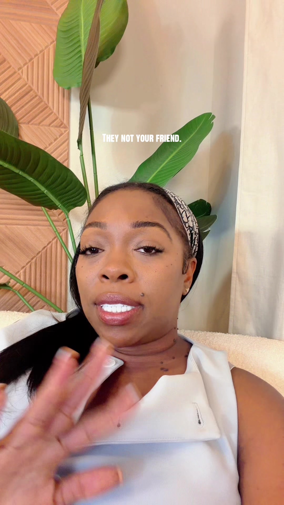 @neshia.matthews