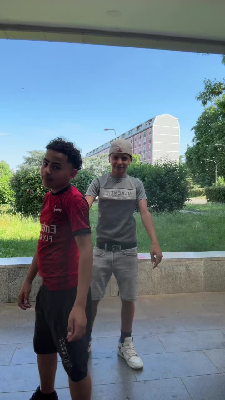 @MIMMOFLOWJR4L
