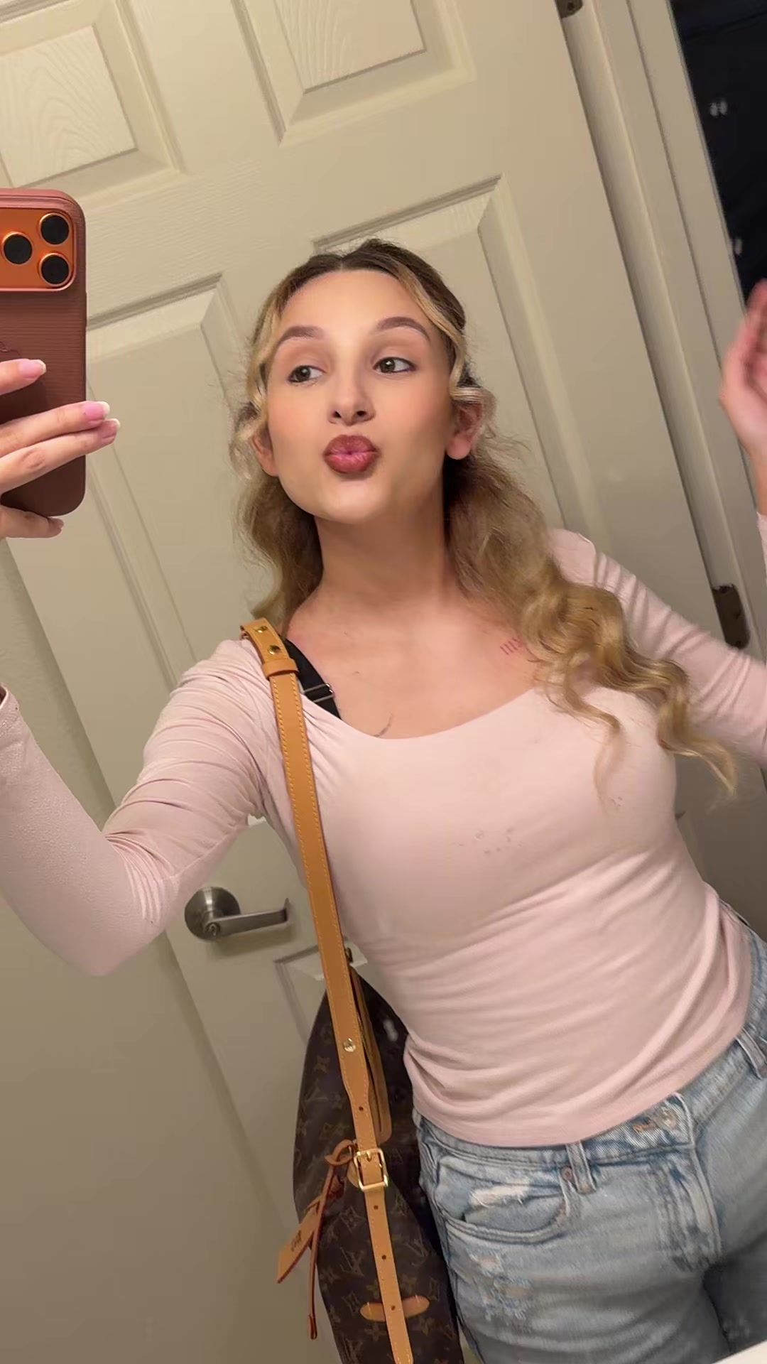 @Girlyyyfaceee