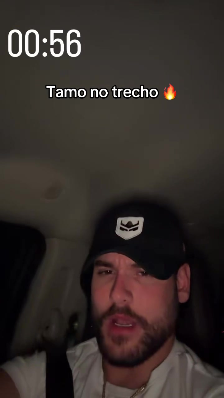 @dentrodacaminhonete