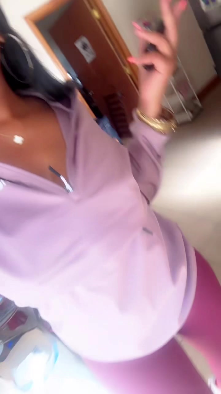 @Baddy_BoutDatBusine$$🌈🌈♎️