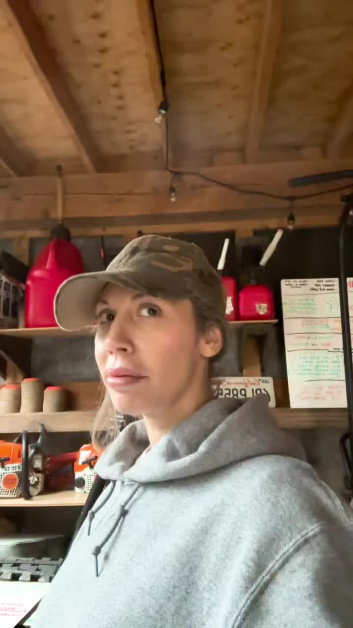@Icanbeyourkaren