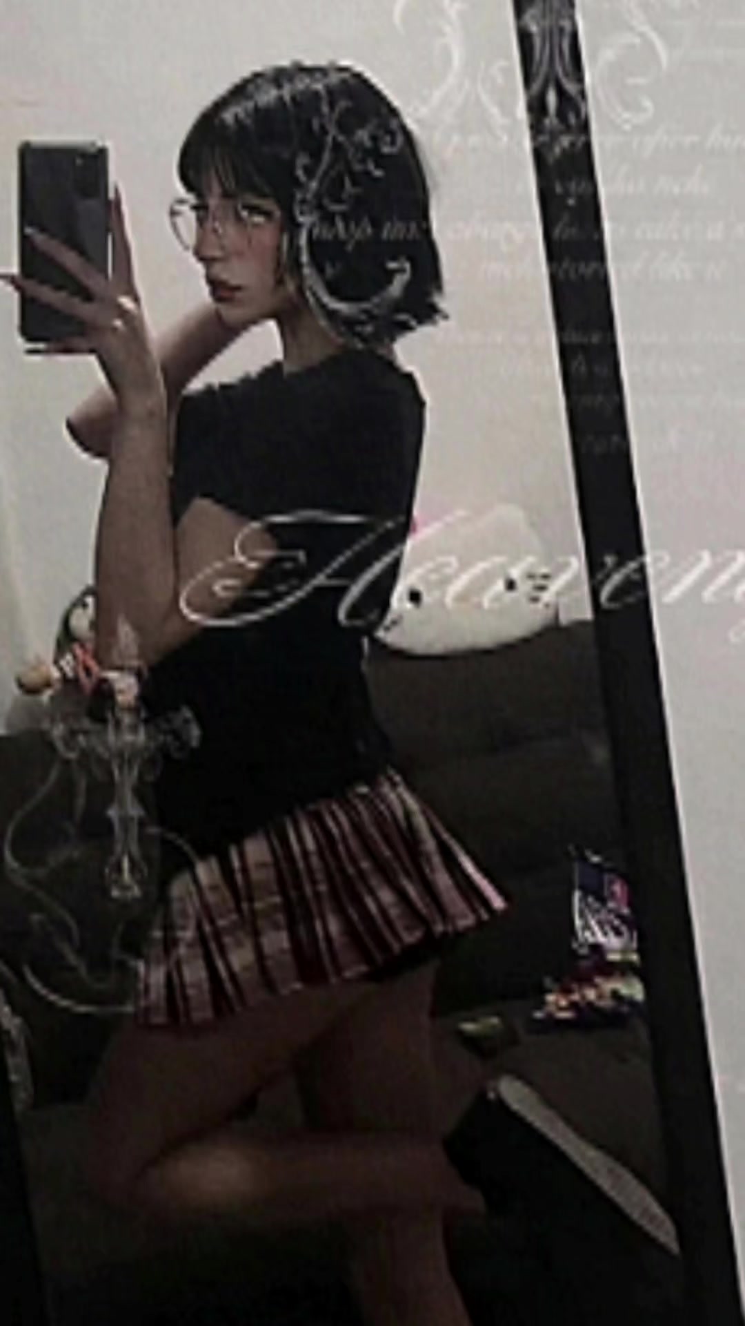 @Valenaery
