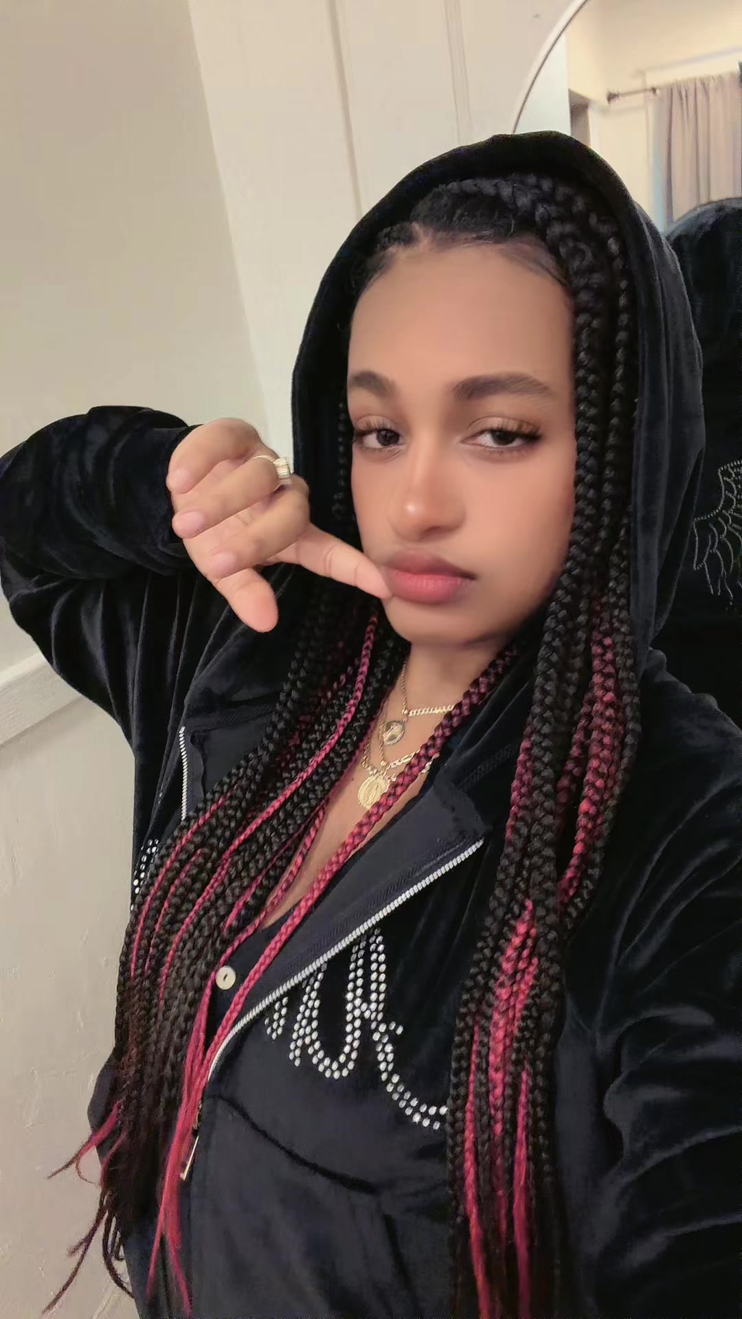 @👑🫦