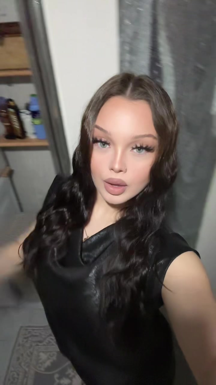 @𝒍𝒂𝒖𝒓𝒂