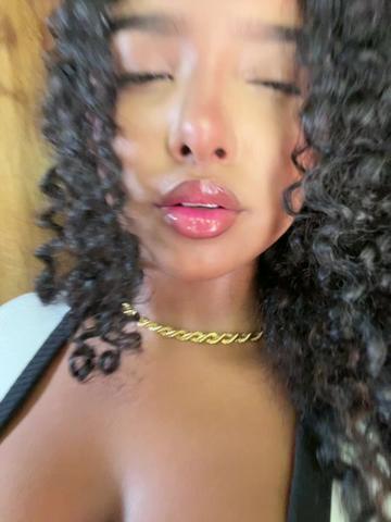 @๐ธ Ivanna Reyes ๐ธ