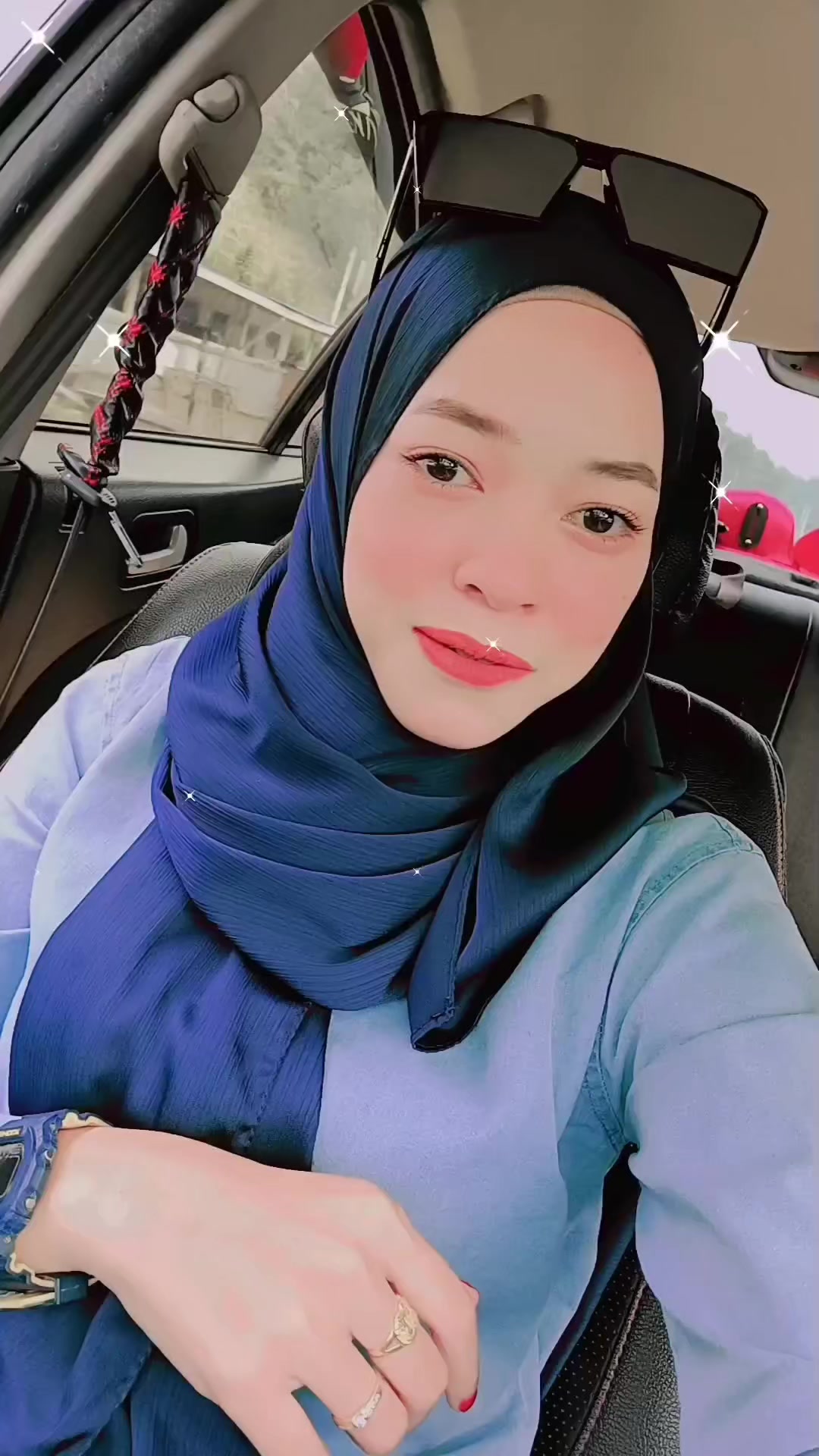 @Dak_Noor256