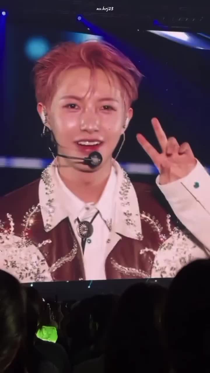 @Rubah kuning 🦊💛