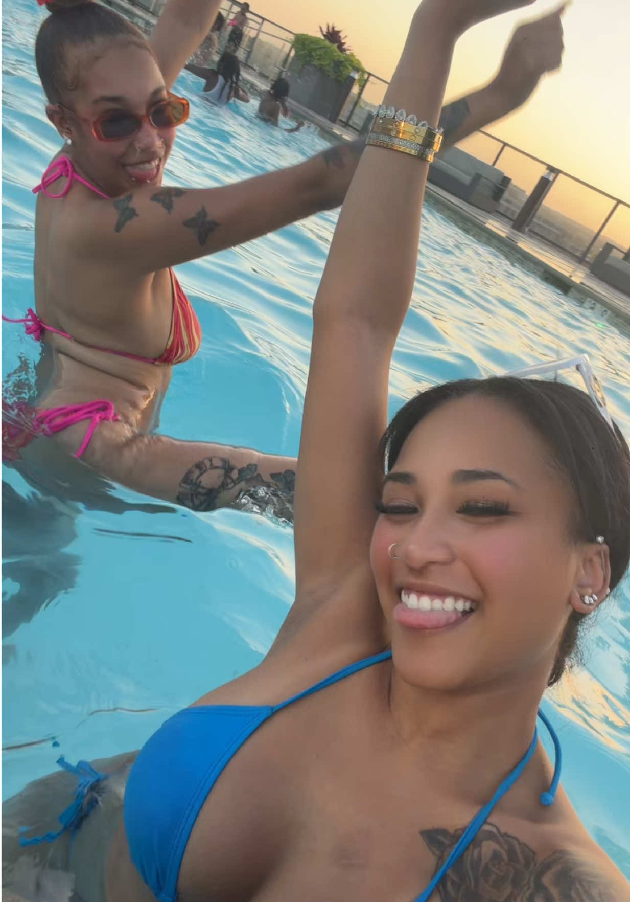 @Araya Evans