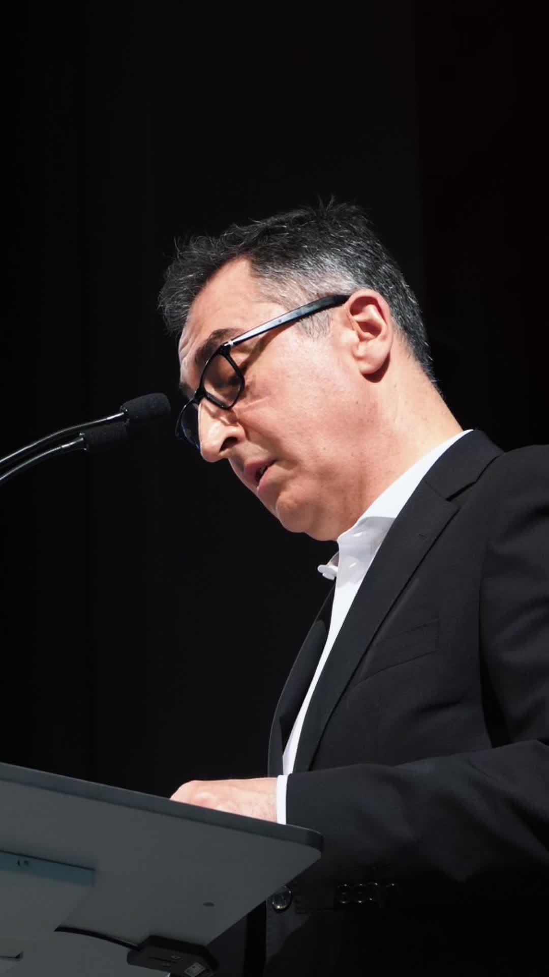@Cem &Ouml;zdemir