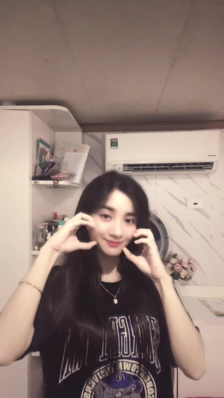 @Jenny Anh 1992