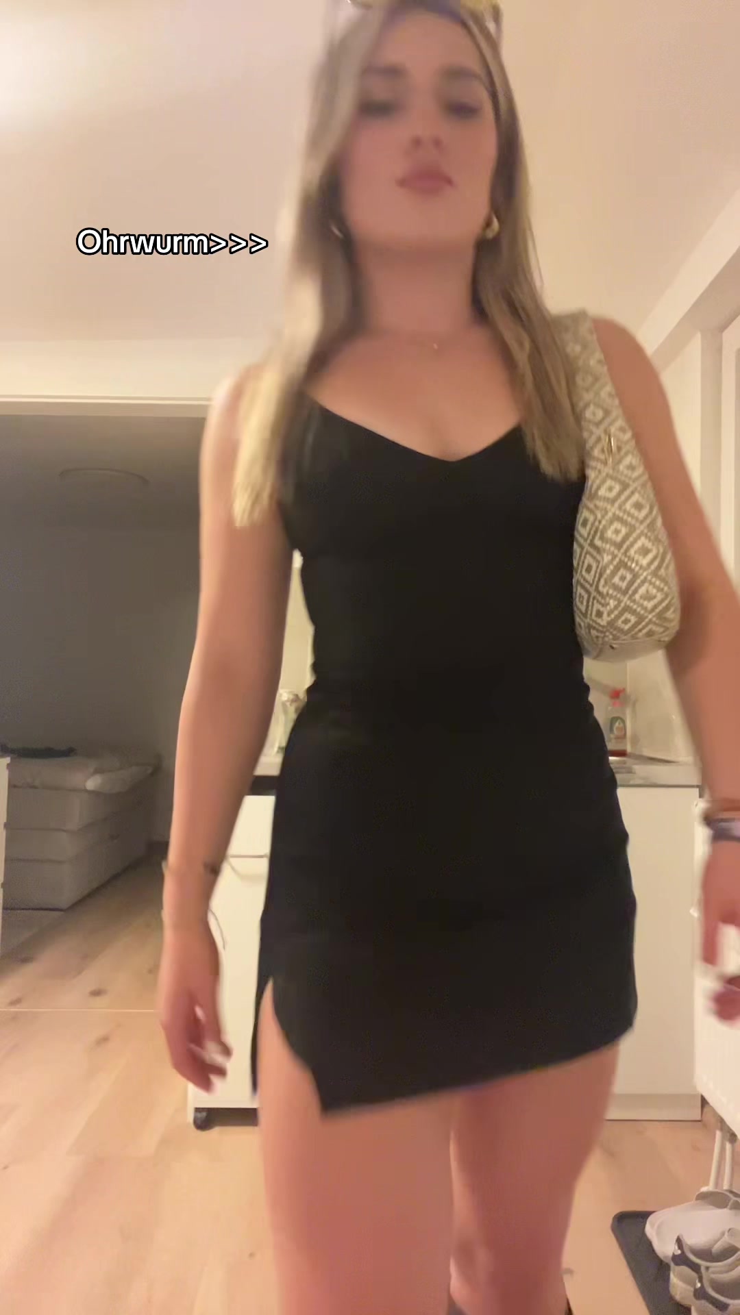 @Alexandra-Maria:)