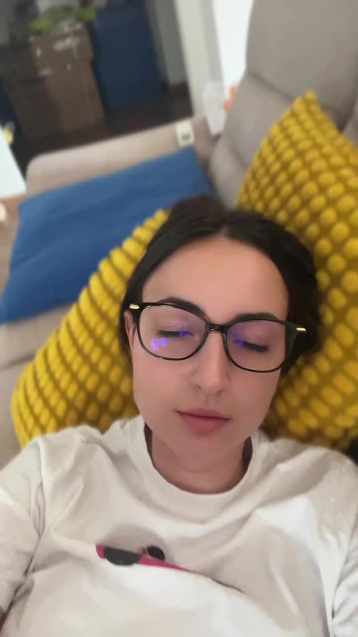 @sassoveronica