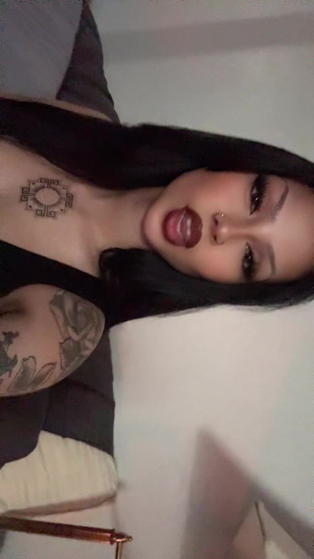 @𝔡𝔢𝔢✯
