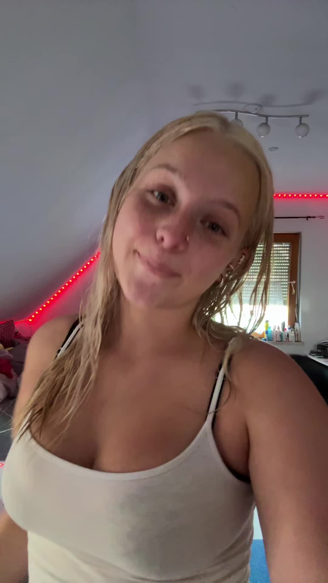 @𝐟𝐫𝐚𝐧𝐳𝐢🫧