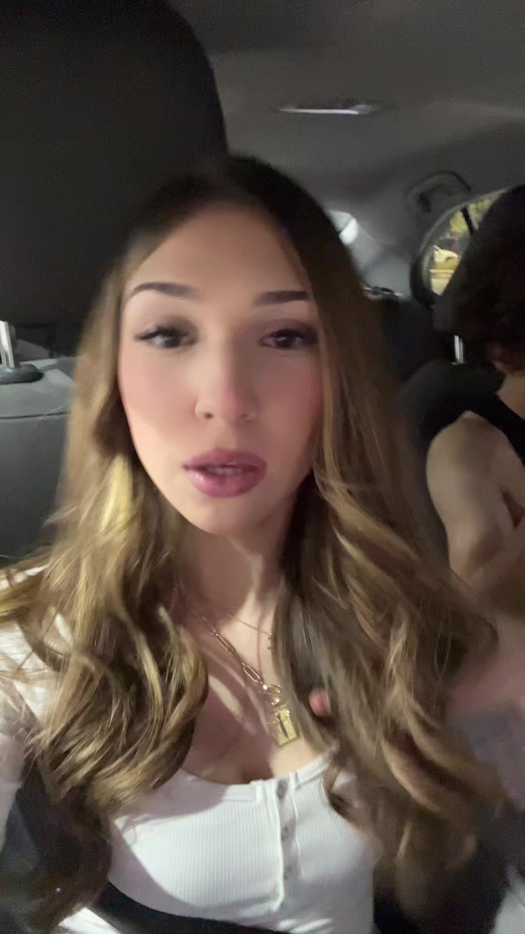 @clara.satx