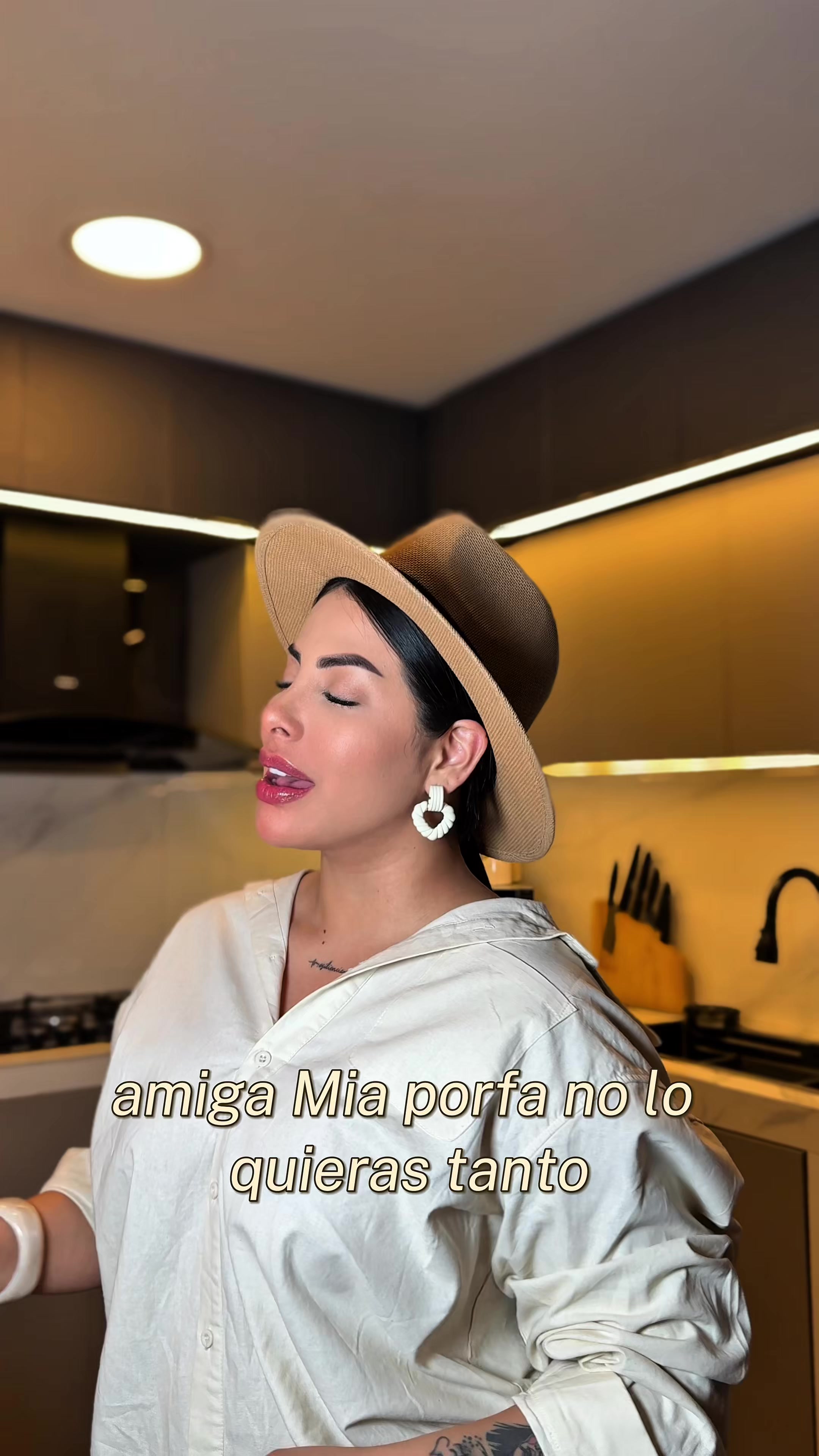@luisaespinozaviral