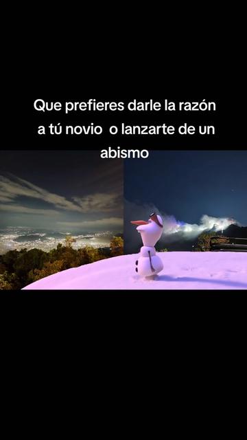 @Daniela White