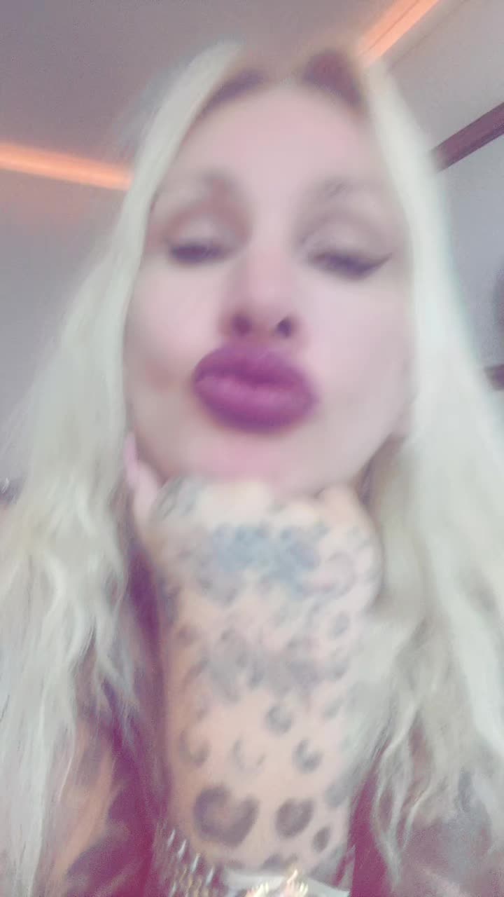 @Julia_inked