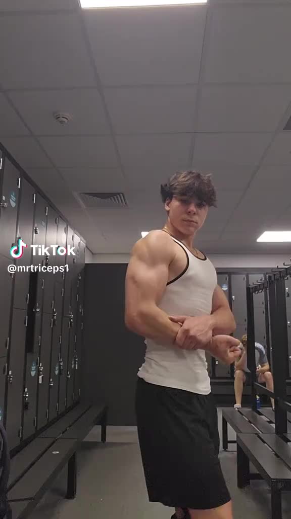 @The Fit Guys Page 🇳🇱
