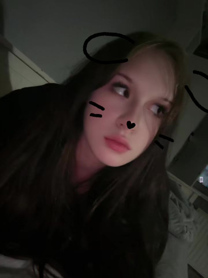 @.miumiu.0
