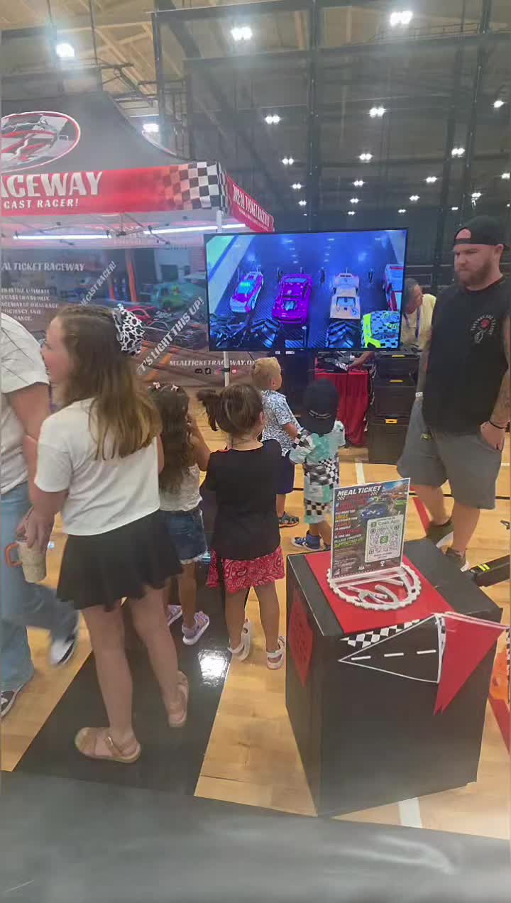 @Meal Ticket Raceway