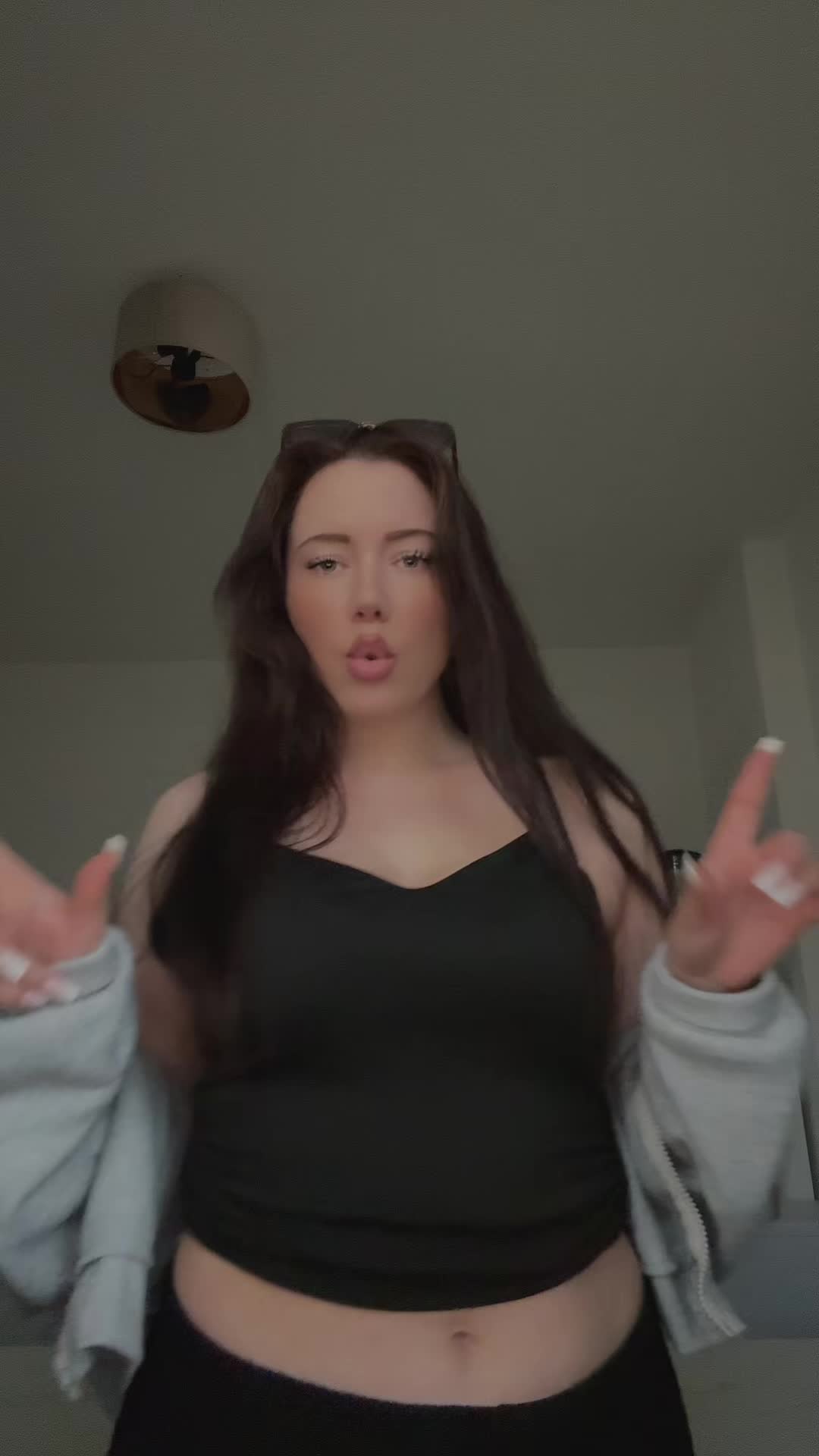 @Jasmina🧸