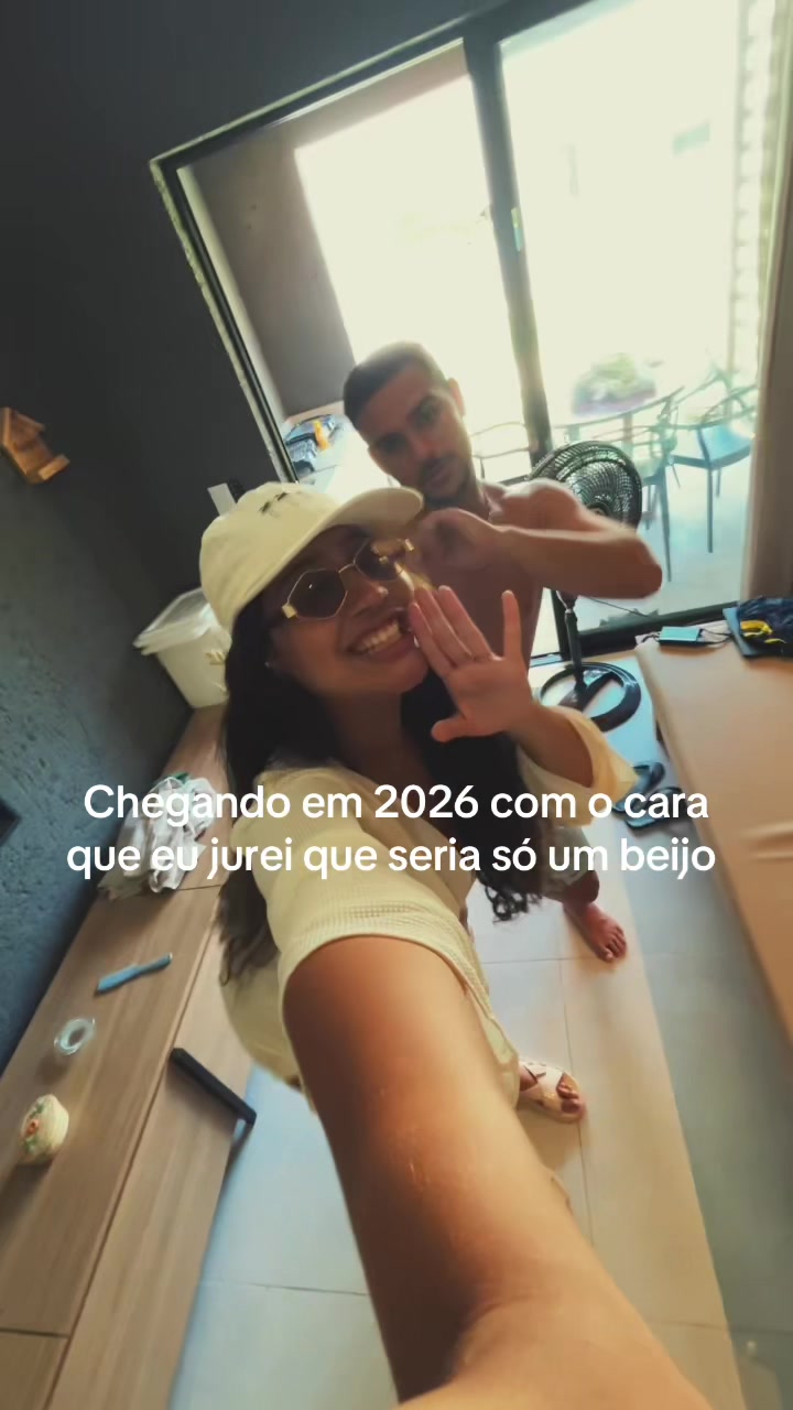 @Thaís Teles