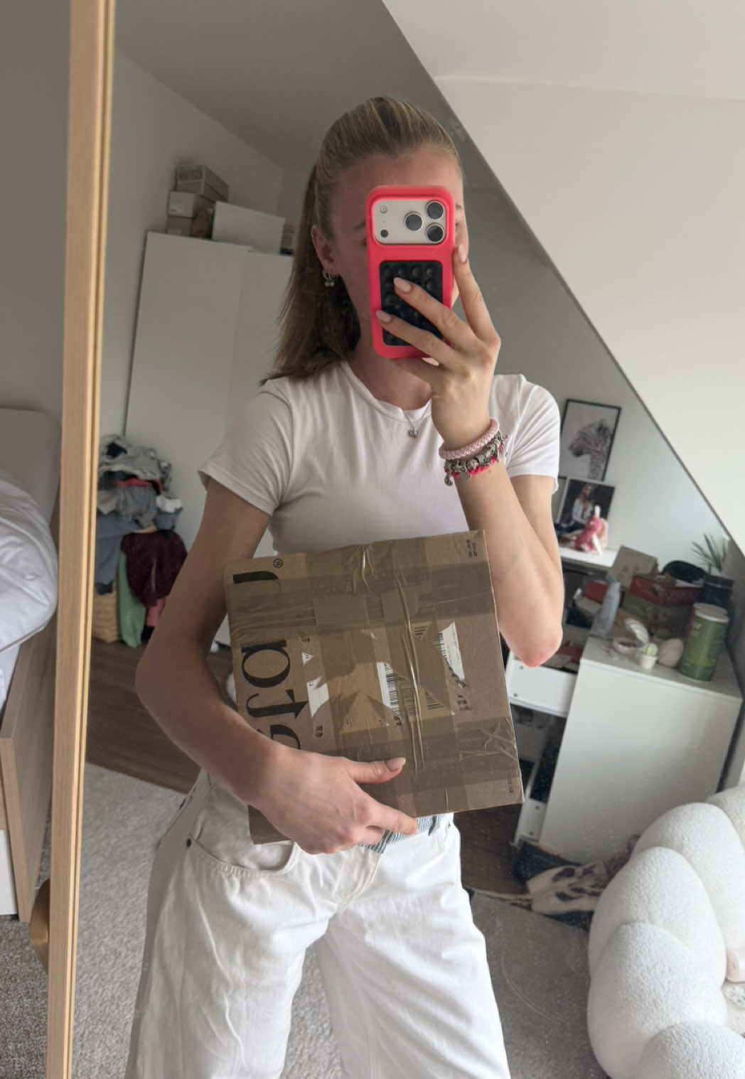 @evaaluise