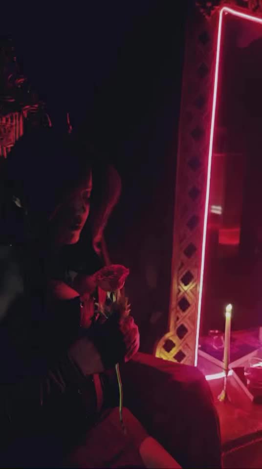 @Gooshoop