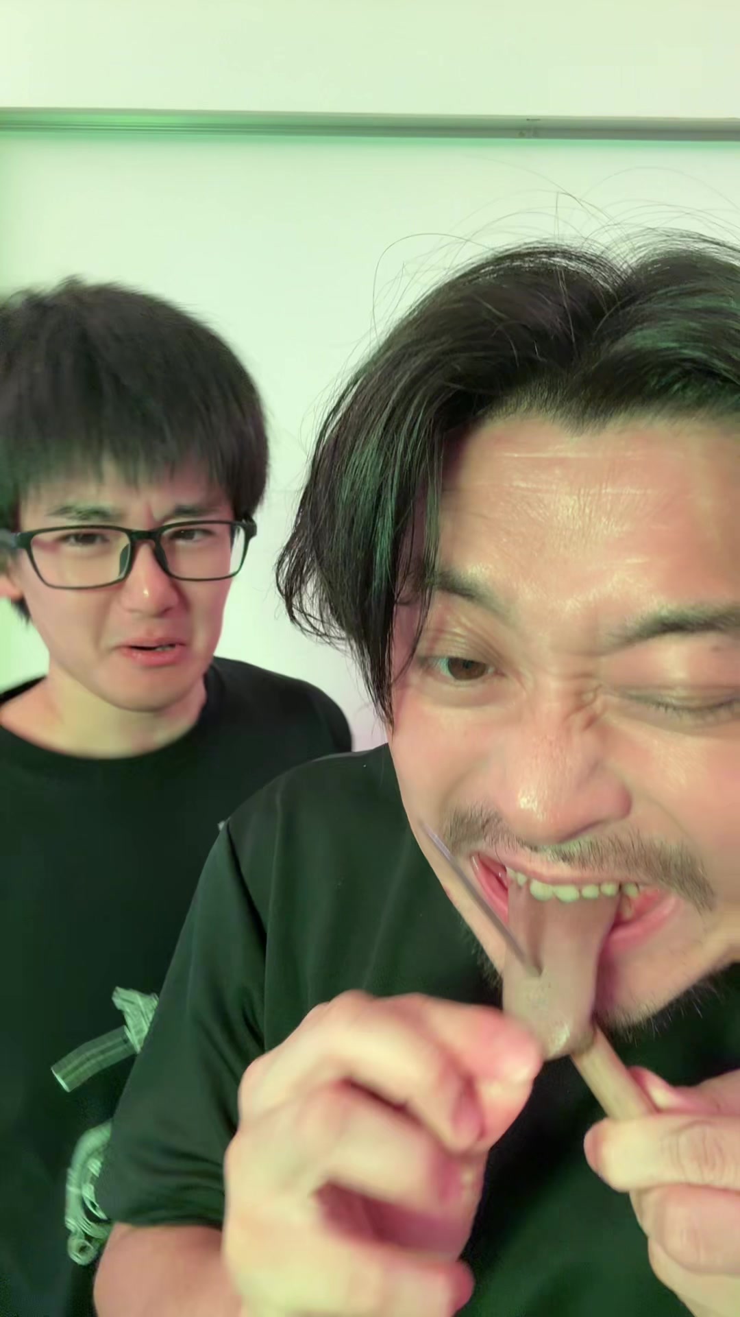 @Buzz Magician Shin シン