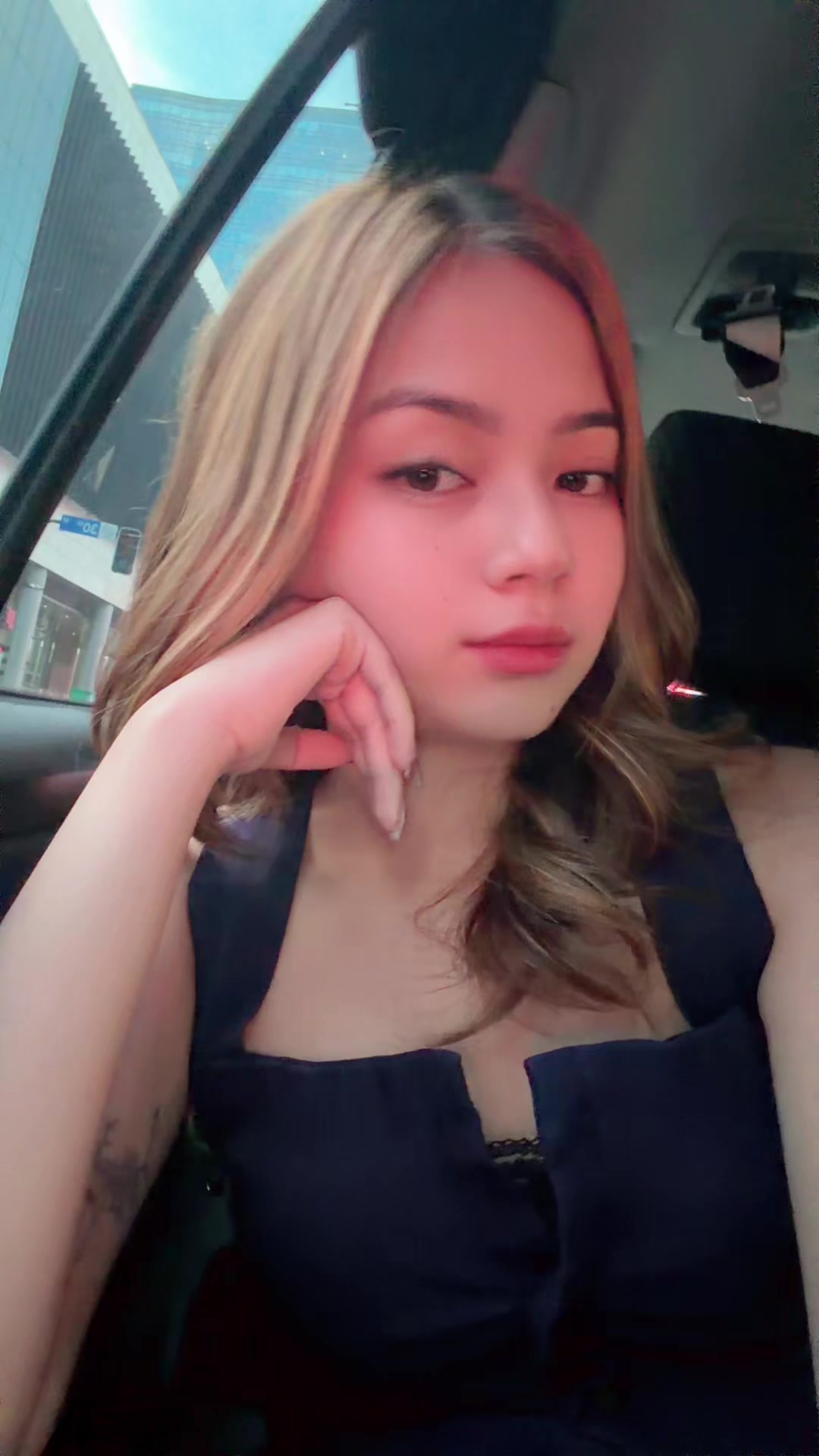 @Cheezkiana