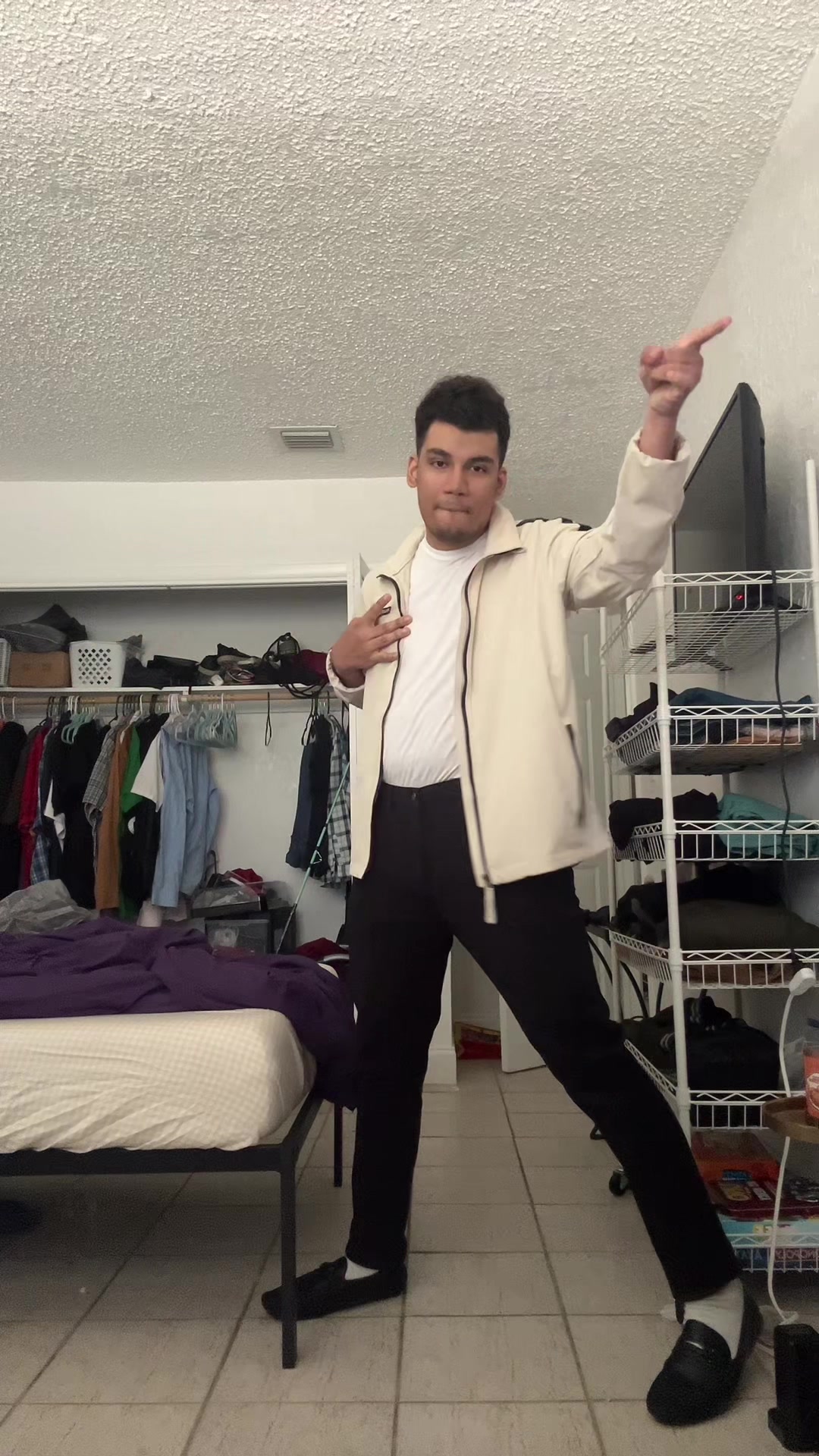 @Luis Aponte