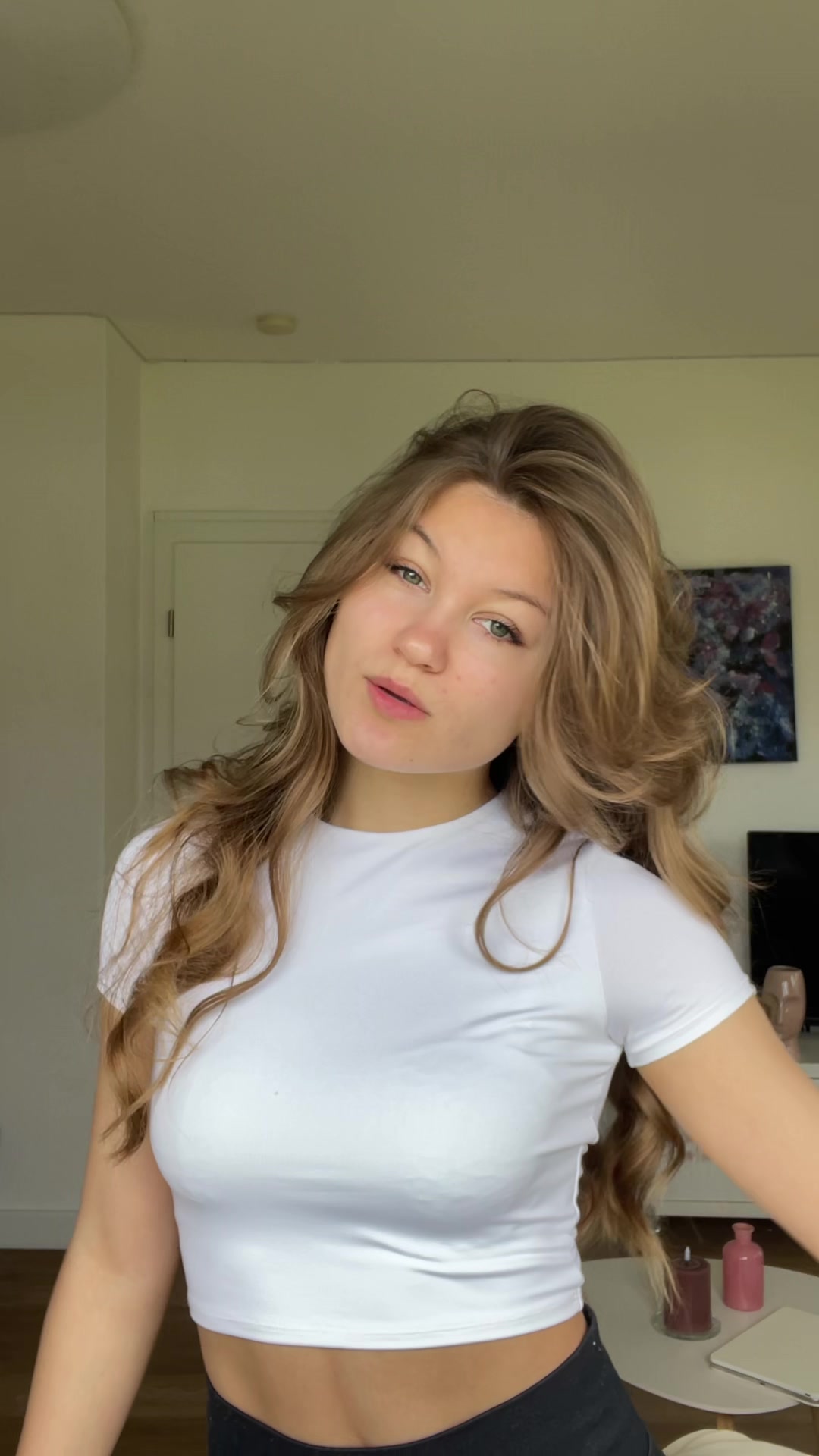 @𝐽𝑢𝑙𝑖𝑎