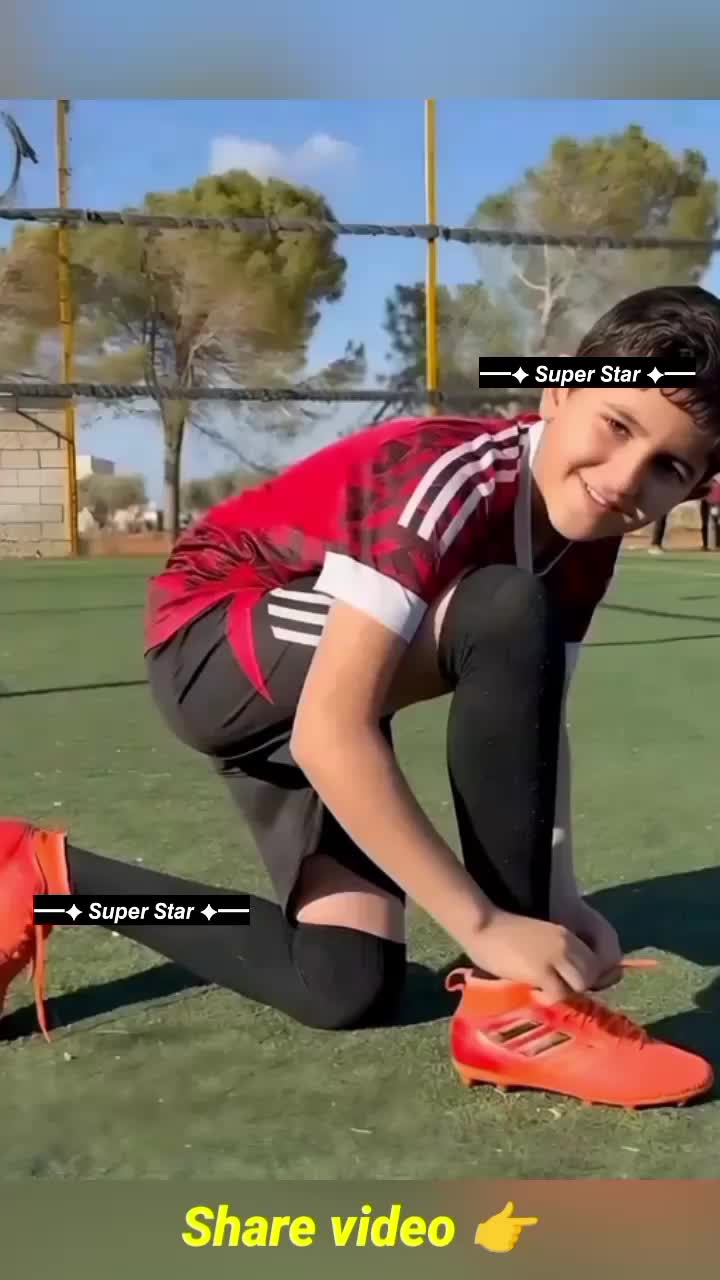 @★ 𝑺𝒖𝒑𝒆𝒓 𝑺𝒕𝒂𝒓 ★