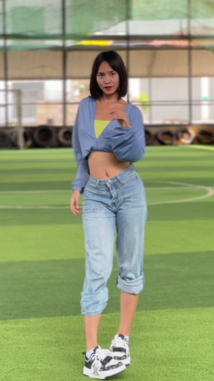 @ShoonLaeLaeNaing💚