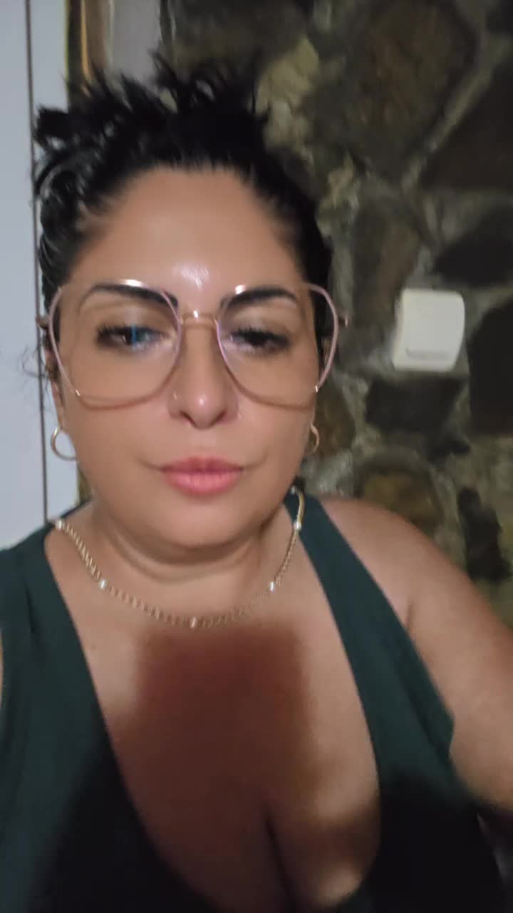 @Adelina Ade