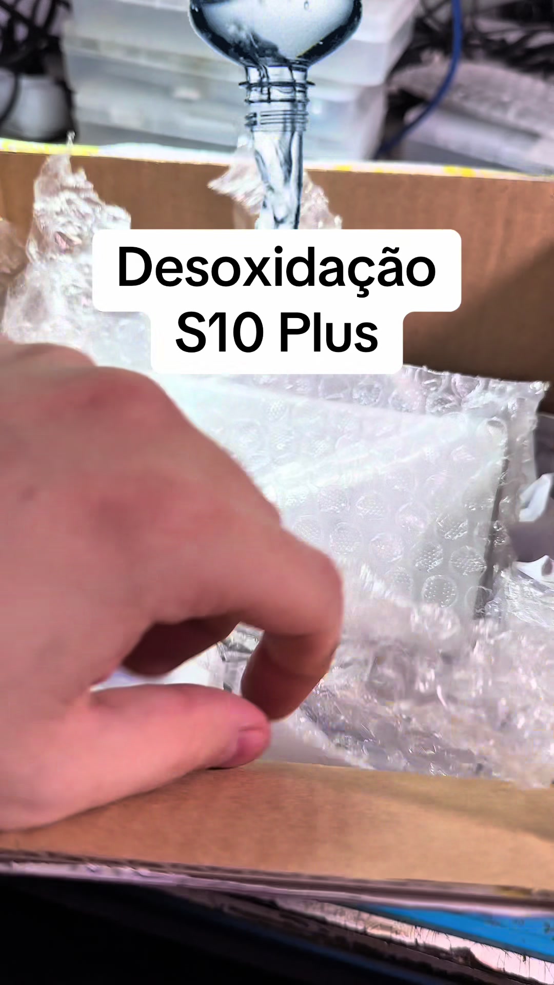 @Alecs