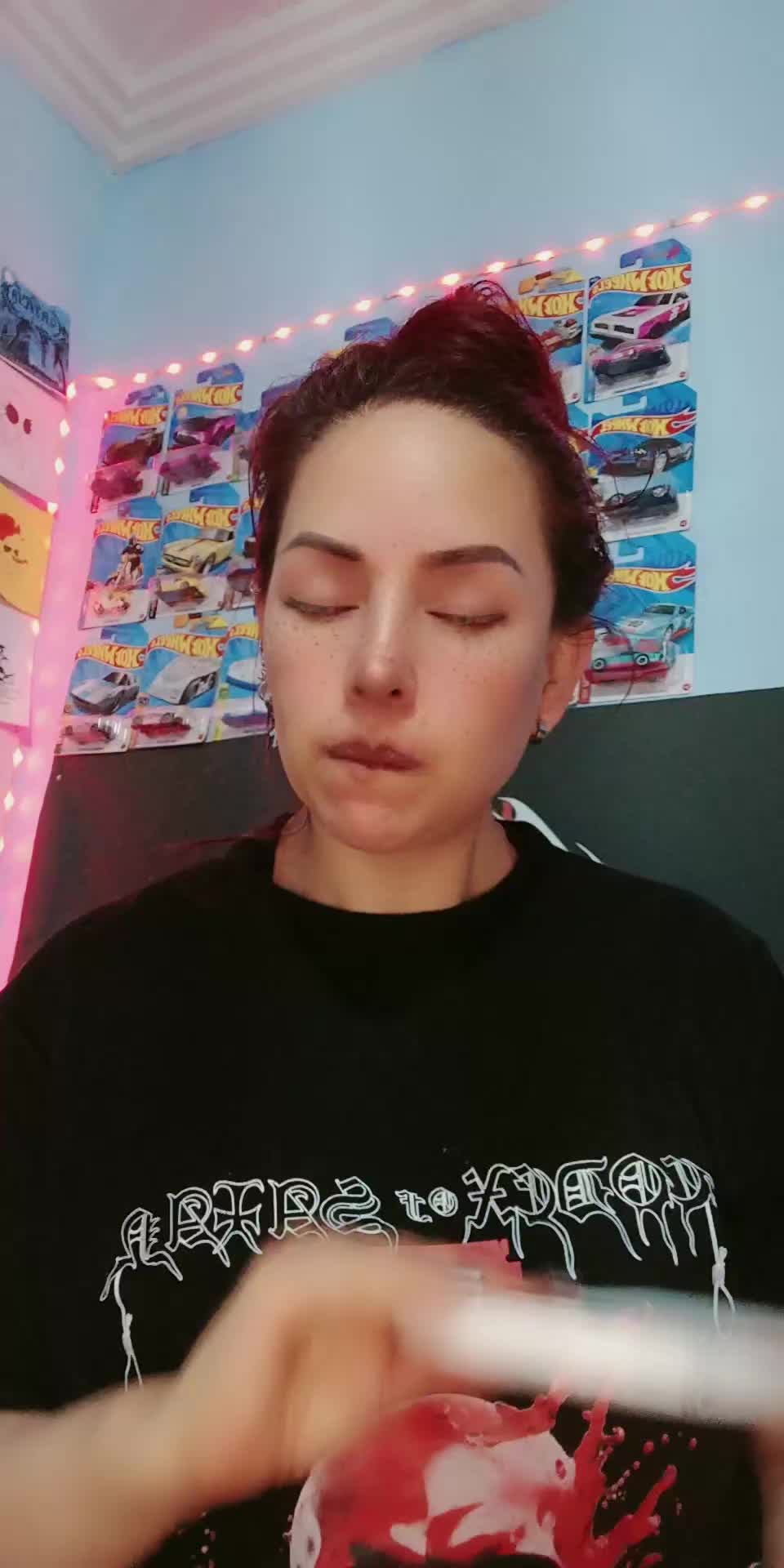 @lilihana