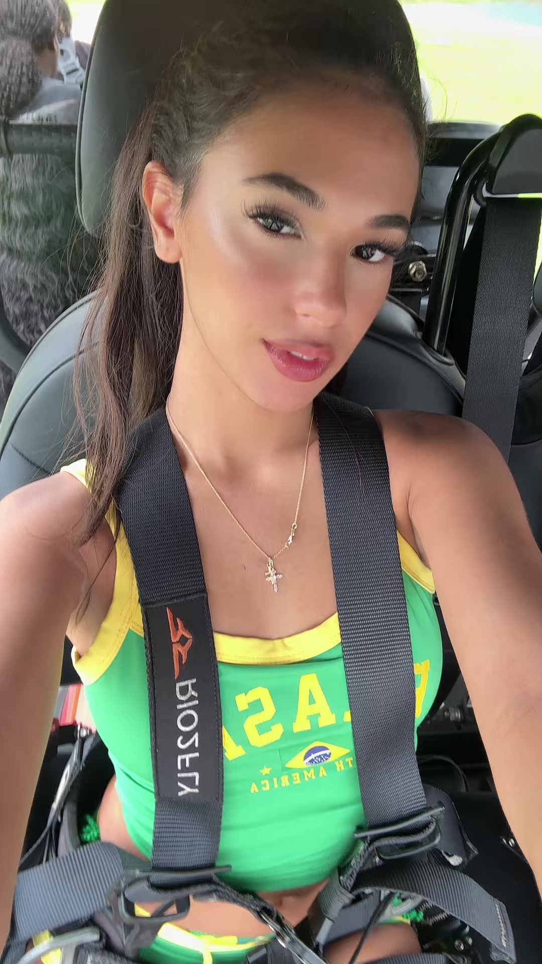 @LAEYA
