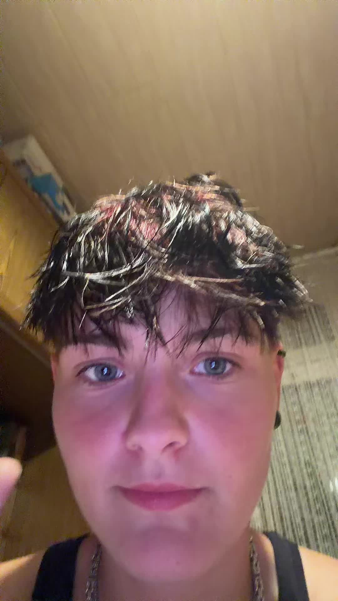 @⚢