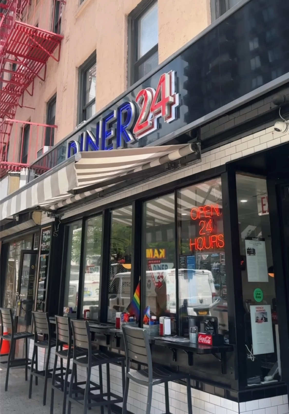 @Diner24nyc