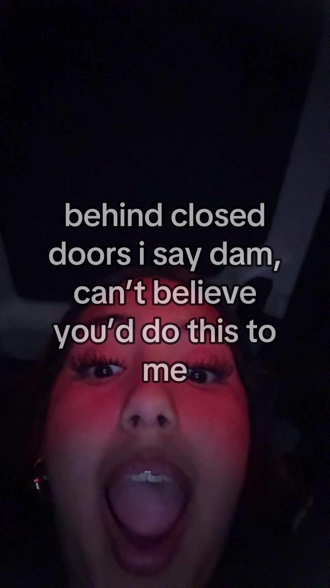 @𝔰𝔬𝔭𝔥𝔦𝔞 𝔷𝔢𝔯𝔪𝔢𝔫𝔬
