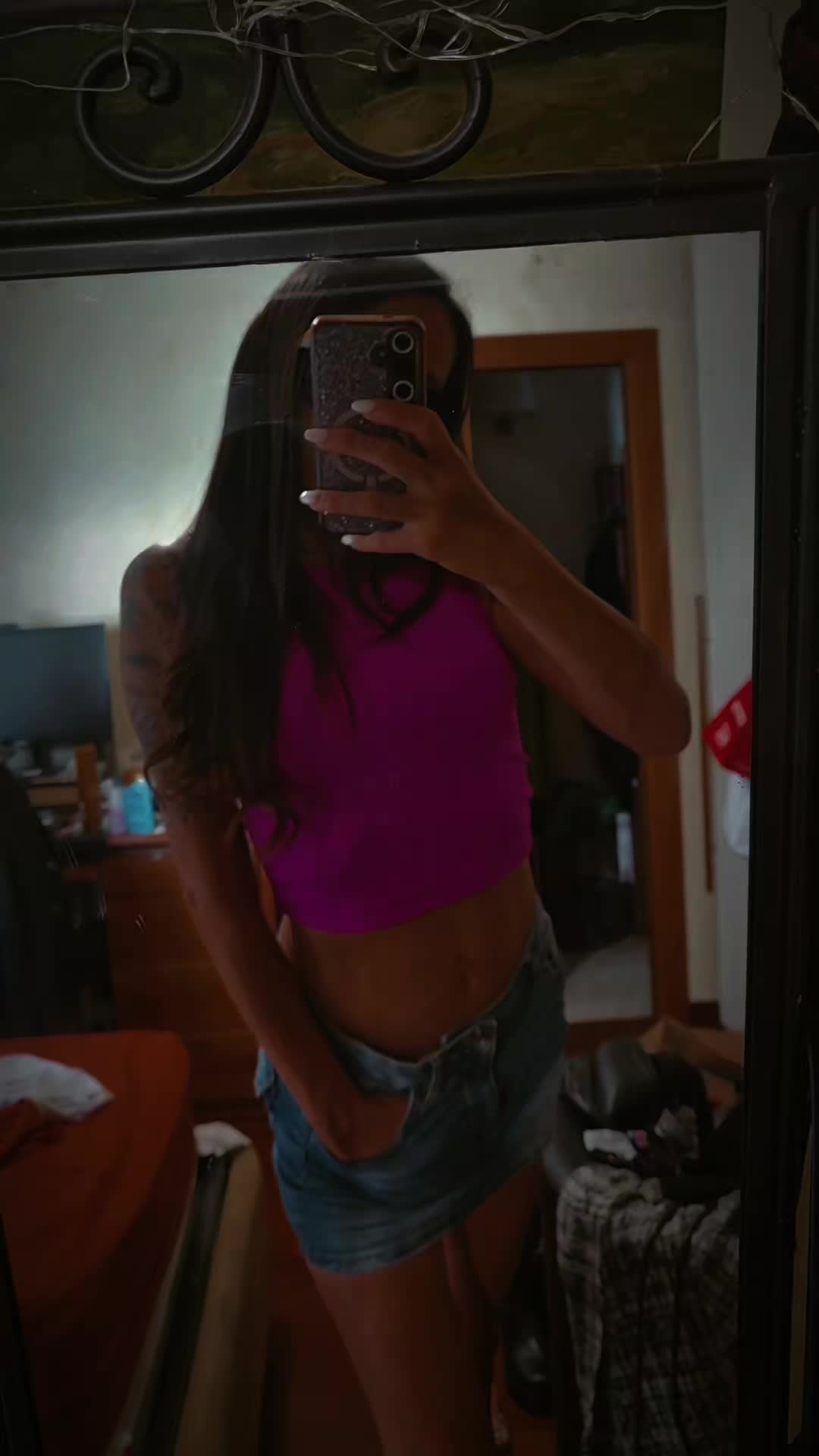 @tizianarebelgirl