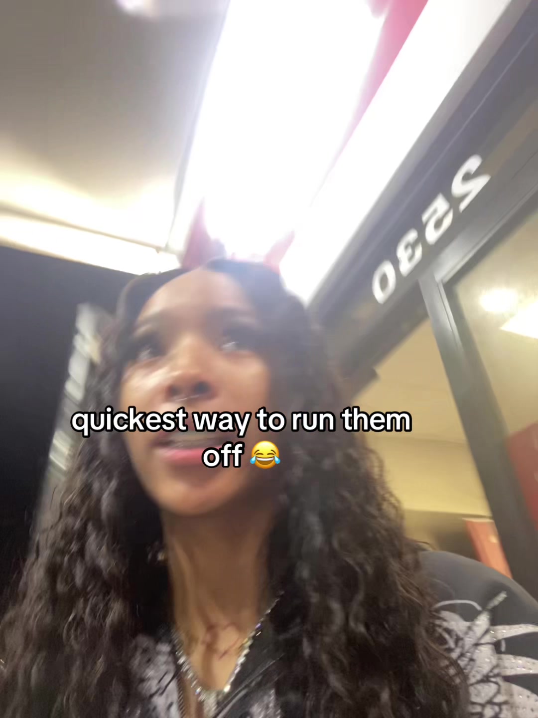 @D<3